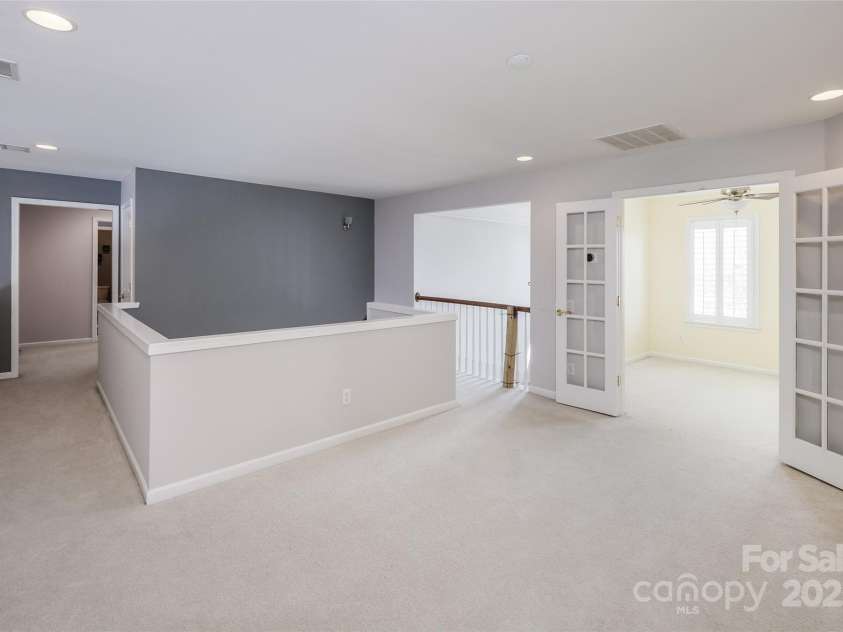 11609 Mersington Lane, Charlotte, NC 28277.  MLS# CAR4231449, YatesRealty ID 4781. Loft view