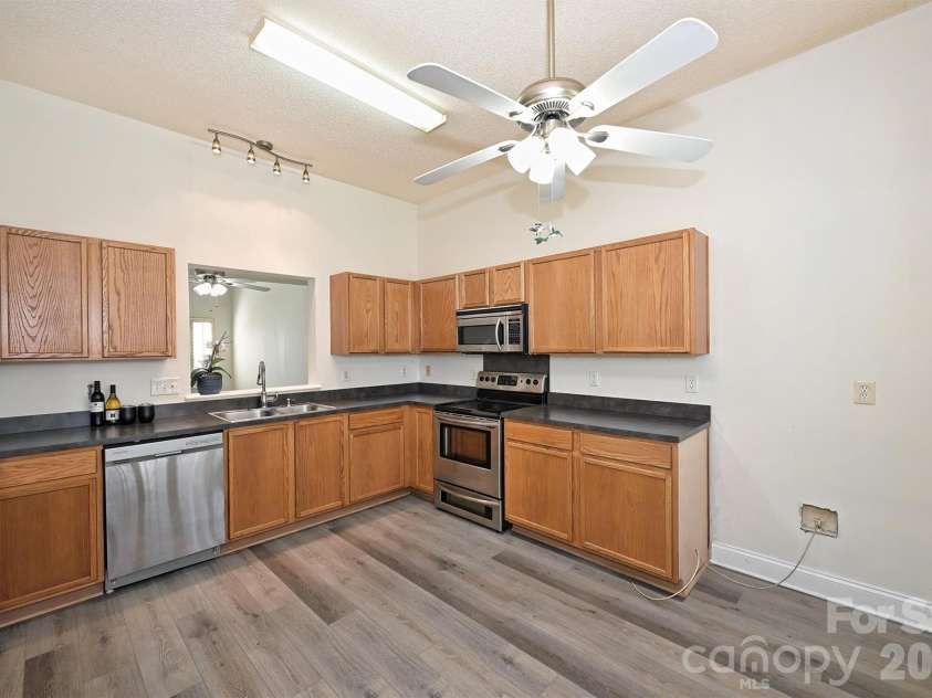 1230 Winding Path Road, Clover, SC 29710.  MLS# CAR4348809, YatesRealty ID 4781. 