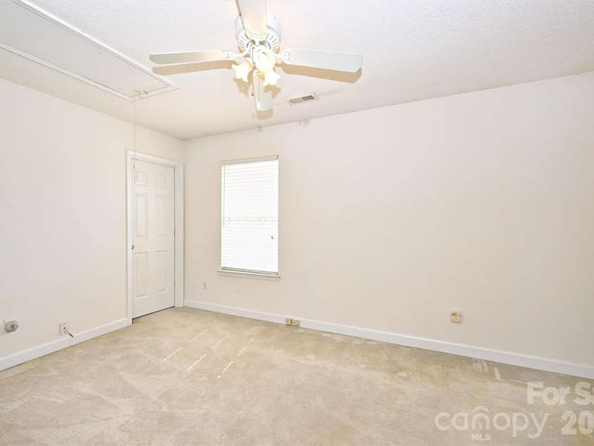 1230 Winding Path Road, Clover, SC 29710.  MLS# CAR4348809, YatesRealty ID 4781. 