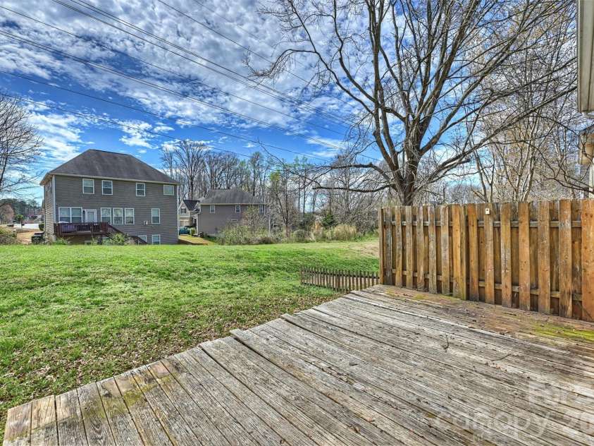 1230 Winding Path Road, Clover, SC 29710.  MLS# CAR4348809, YatesRealty ID 4781. 