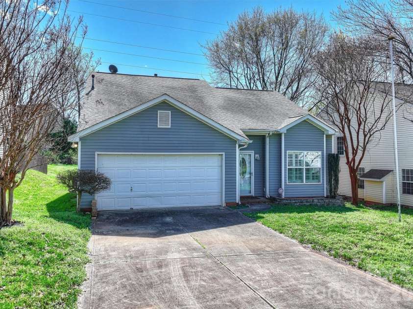 1230 Winding Path Road, Clover, SC 29710.  MLS# CAR4348809, YatesRealty ID 4781. 