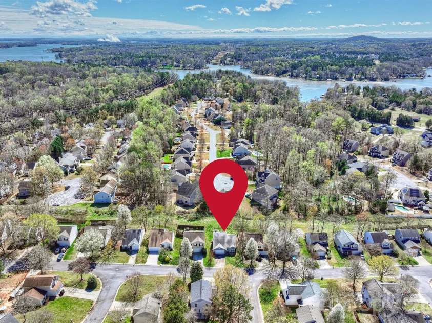 1230 Winding Path Road, Clover, SC 29710.  MLS# CAR4348809, YatesRealty ID 4781. 