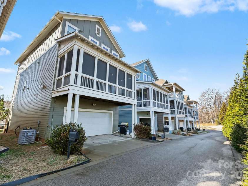 797 Herrons Ferry Road, Rock Hill, SC 29730.  MLS# CAR4332801, YatesRealty ID 4781. 