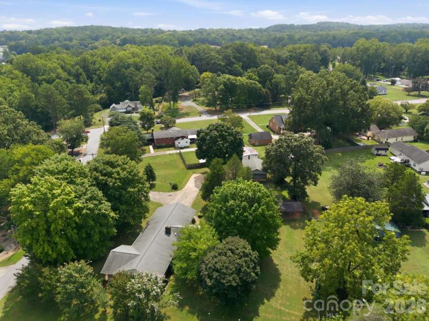 215 Park Avenue, Granite Quarry, NC 28146.  MLS# CAR4419198, YatesRealty ID 47811. 