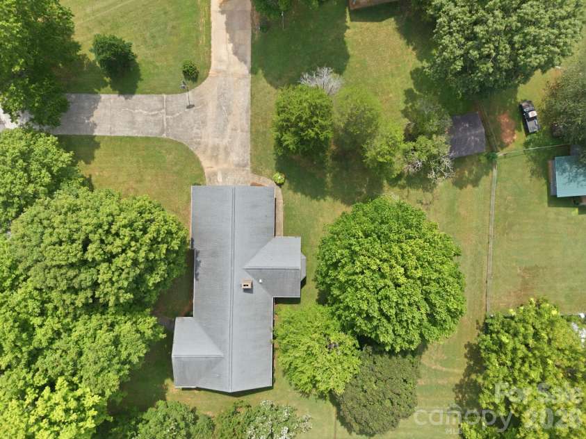215 Park Avenue, Granite Quarry, NC 28146.  MLS# CAR4419198, YatesRealty ID 47811. 