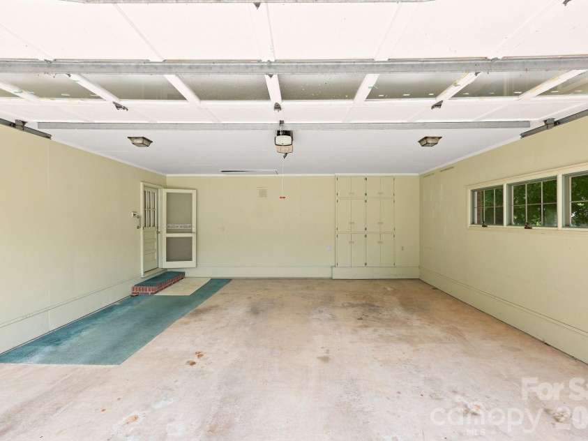 215 Park Avenue, Granite Quarry, NC 28146.  MLS# CAR4419198, YatesRealty ID 47811. 