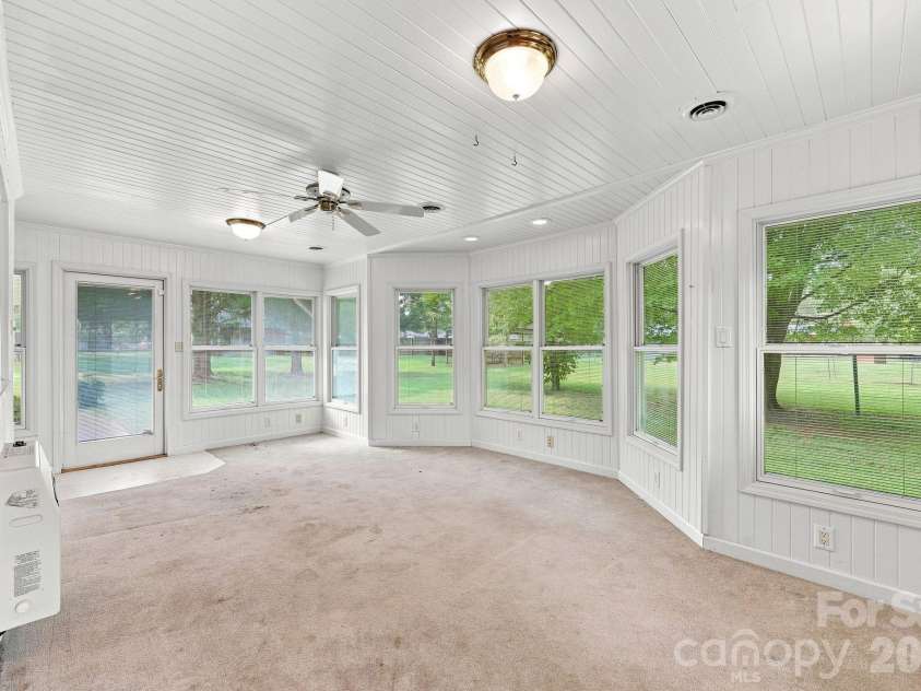 215 Park Avenue, Granite Quarry, NC 28146.  MLS# CAR4419198, YatesRealty ID 47811. 