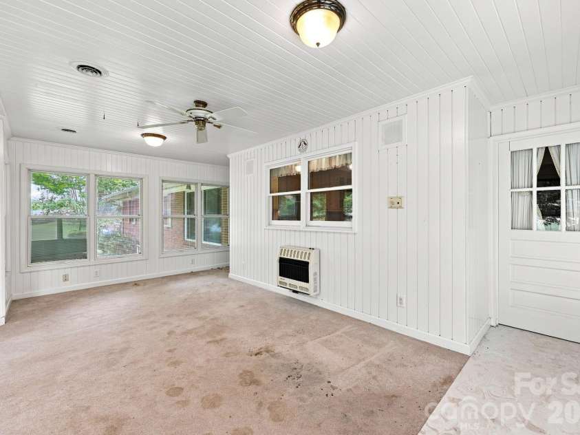 215 Park Avenue, Granite Quarry, NC 28146.  MLS# CAR4419198, YatesRealty ID 47811. 