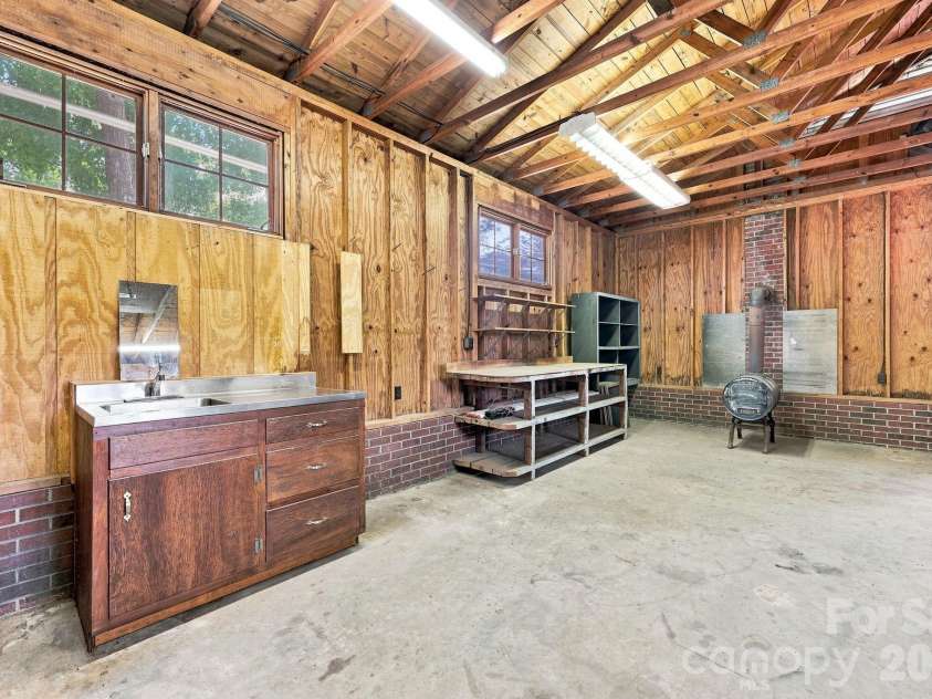 215 Park Avenue, Granite Quarry, NC 28146.  MLS# CAR4419198, YatesRealty ID 47811. 