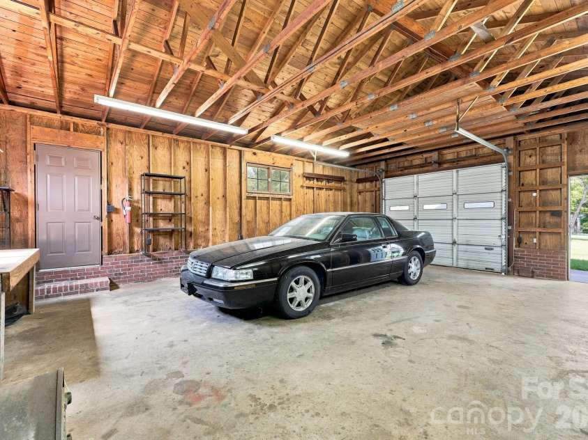 215 Park Avenue, Granite Quarry, NC 28146.  MLS# CAR4419198, YatesRealty ID 47811. 