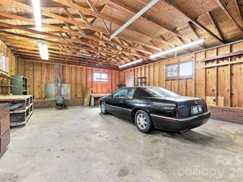 215 Park Avenue, Granite Quarry, NC 28146.  MLS# CAR4419198, YatesRealty ID 47811. 