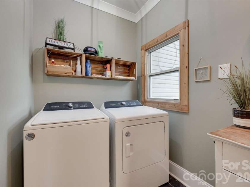 608 Spruce Street, Mooresville, NC 28115.  MLS# CAR4419625, YatesRealty ID 47812. 