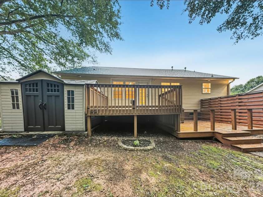 1186 Allison Bluff Trail, Rock Hill, SC 29732.  MLS# CAR4419603, YatesRealty ID 47813. 