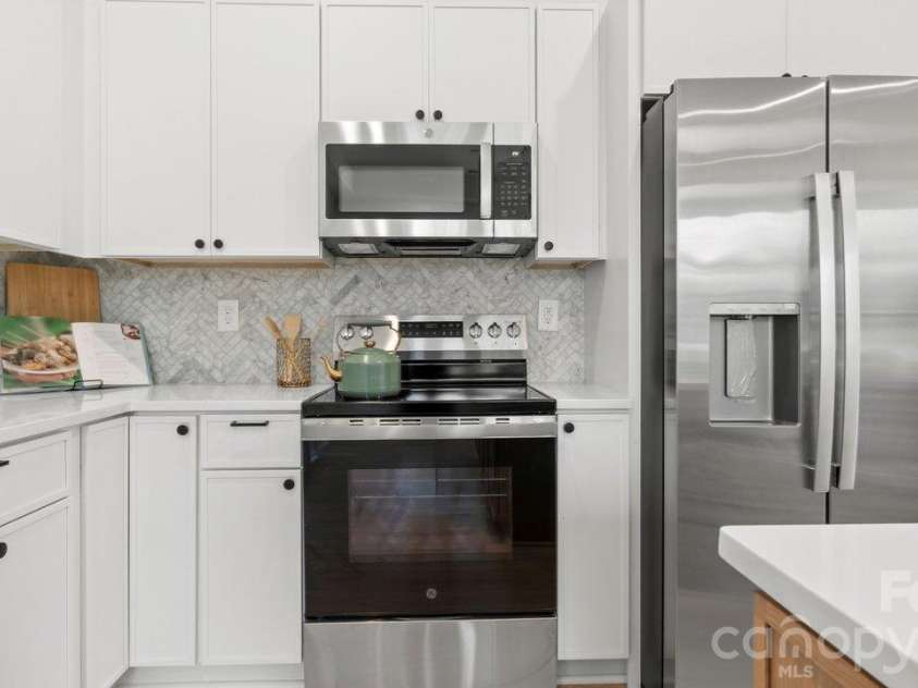 140 Norris Drive, Salisbury, NC 28147.  MLS# CAR4431057, YatesRealty ID 47815. 