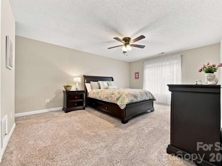 6011 Dockside Drive, Hickory, NC 28601.  MLS# CAR4419004, YatesRealty ID 47819. 