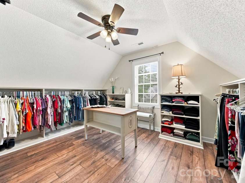6011 Dockside Drive, Hickory, NC 28601.  MLS# CAR4419004, YatesRealty ID 47819. 