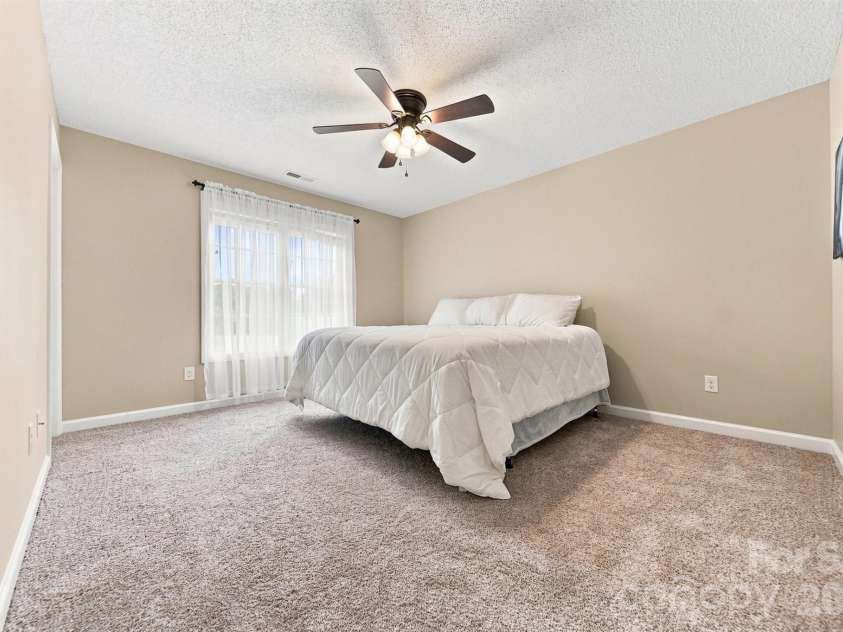 6011 Dockside Drive, Hickory, NC 28601.  MLS# CAR4419004, YatesRealty ID 47819. 