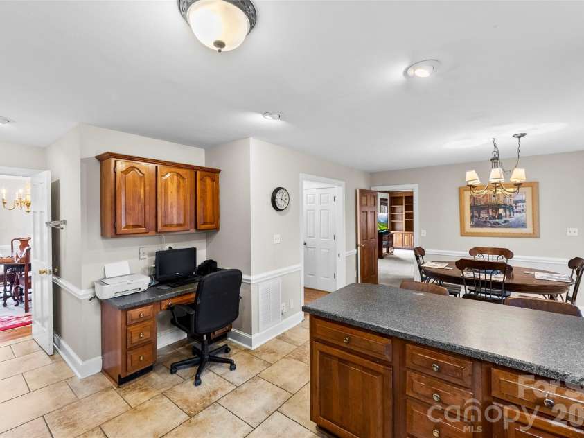10318 Hollybrook Drive, Charlotte, NC 28277.  MLS# CAR4334718, YatesRealty ID 4782. 