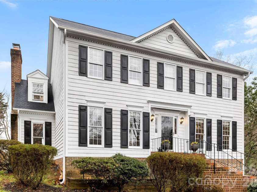 10318 Hollybrook Drive, Charlotte, NC 28277.  MLS# CAR4334718, YatesRealty ID 4782. 