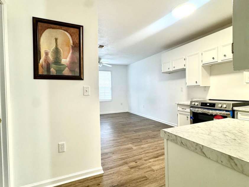 117 24th Street, Hickory, NC 28601.  MLS# CAR4321877, YatesRealty ID 47821. 