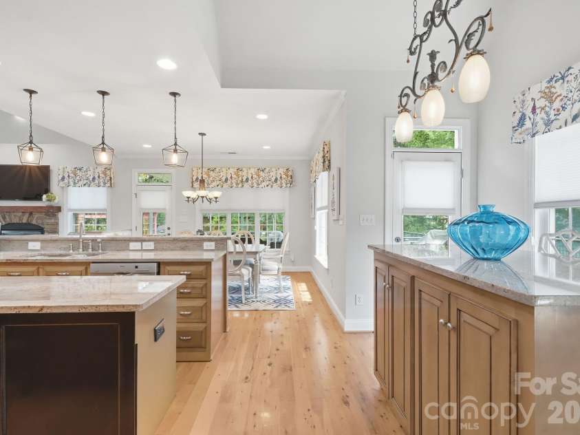 708 King Fredrick Lane, Concord, NC 28027.  MLS# CAR4419658, YatesRealty ID 47822. 