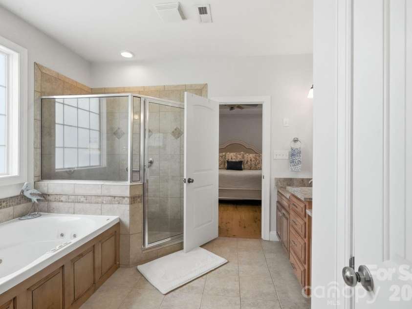 708 King Fredrick Lane, Concord, NC 28027.  MLS# CAR4419658, YatesRealty ID 47822. 