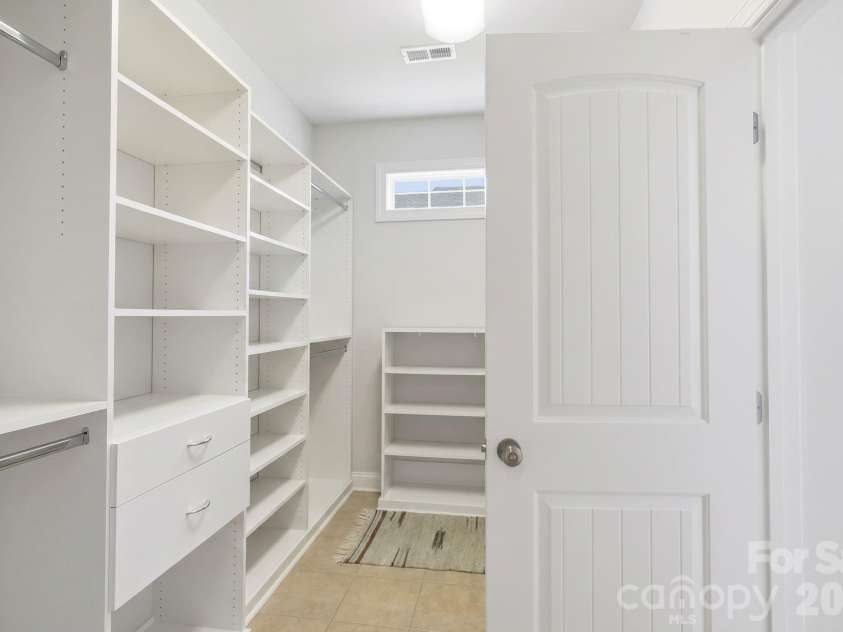 708 King Fredrick Lane, Concord, NC 28027.  MLS# CAR4419658, YatesRealty ID 47822. 