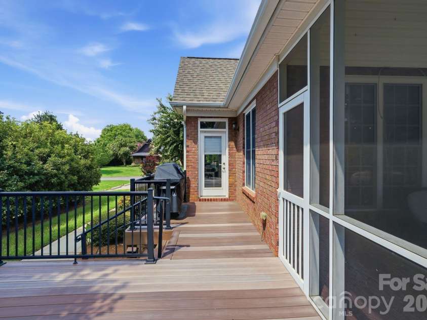 708 King Fredrick Lane, Concord, NC 28027.  MLS# CAR4419658, YatesRealty ID 47822. 