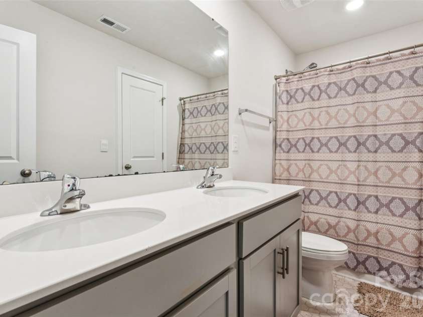 3719 Stanley Creek Drive, Mount Holly, NC 28120.  MLS# CAR4417734, YatesRealty ID 47824. Full Bathroom on 2nd Floor