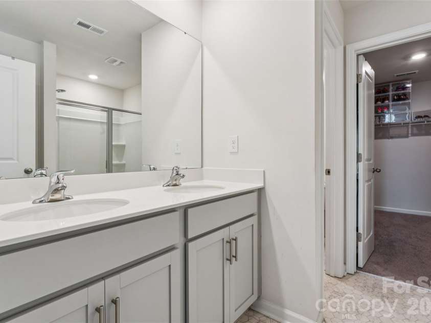 3719 Stanley Creek Drive, Mount Holly, NC 28120.  MLS# CAR4417734, YatesRealty ID 47824. Owner's Bathroom