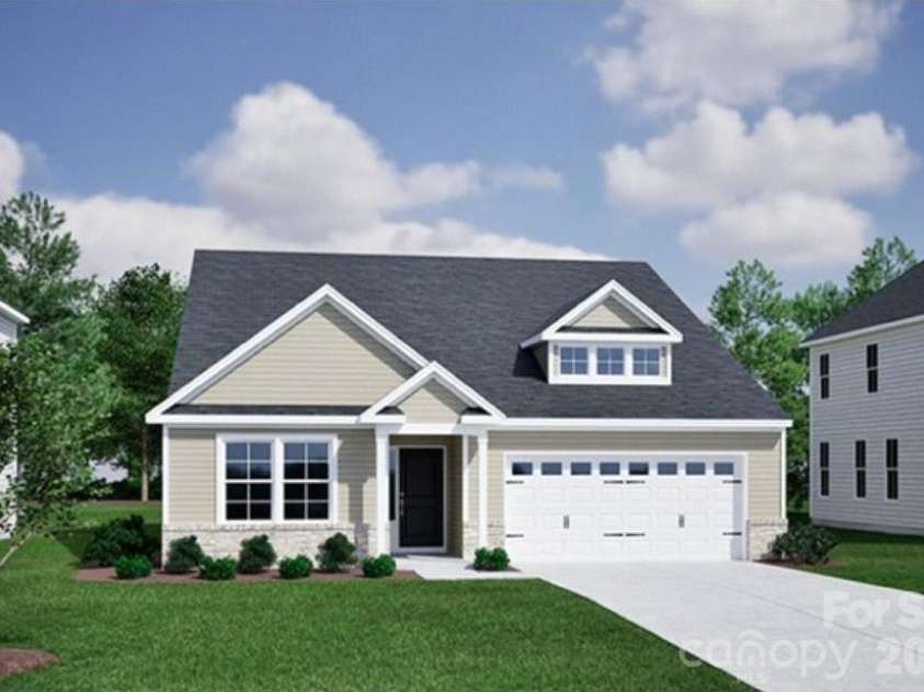 208 Rodeo Drive, Shelby, NC 28150.  MLS# CAR4419663, YatesRealty ID 47828. 
