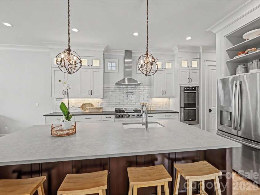 1111 Pierce Street, Charlotte, NC 28203.  MLS# CAR4355929, YatesRealty ID 4783. 
