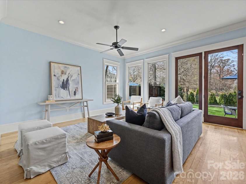 1111 Pierce Street, Charlotte, NC 28203.  MLS# CAR4355929, YatesRealty ID 4783. 