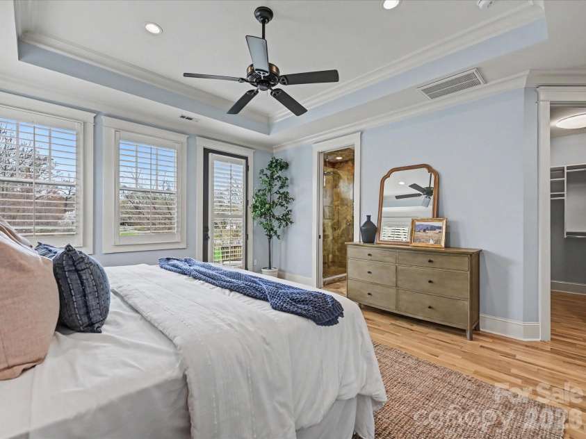 1111 Pierce Street, Charlotte, NC 28203.  MLS# CAR4355929, YatesRealty ID 4783. 
