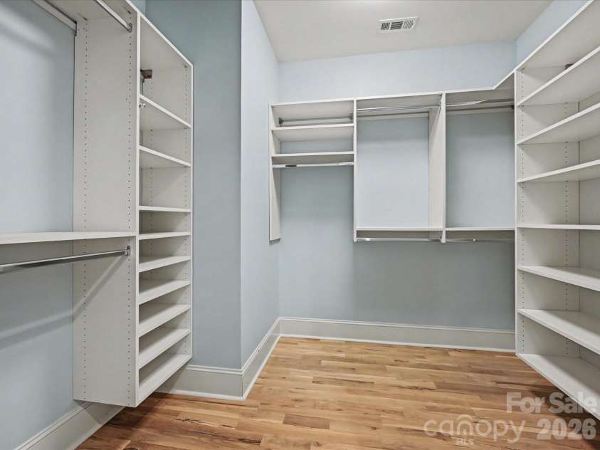 1111 Pierce Street, Charlotte, NC 28203.  MLS# CAR4355929, YatesRealty ID 4783. 