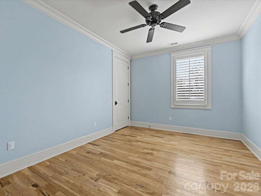 1111 Pierce Street, Charlotte, NC 28203.  MLS# CAR4355929, YatesRealty ID 4783. 