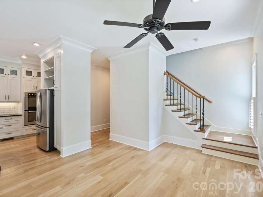 1111 Pierce Street, Charlotte, NC 28203.  MLS# CAR4430434, YatesRealty ID 4783. 