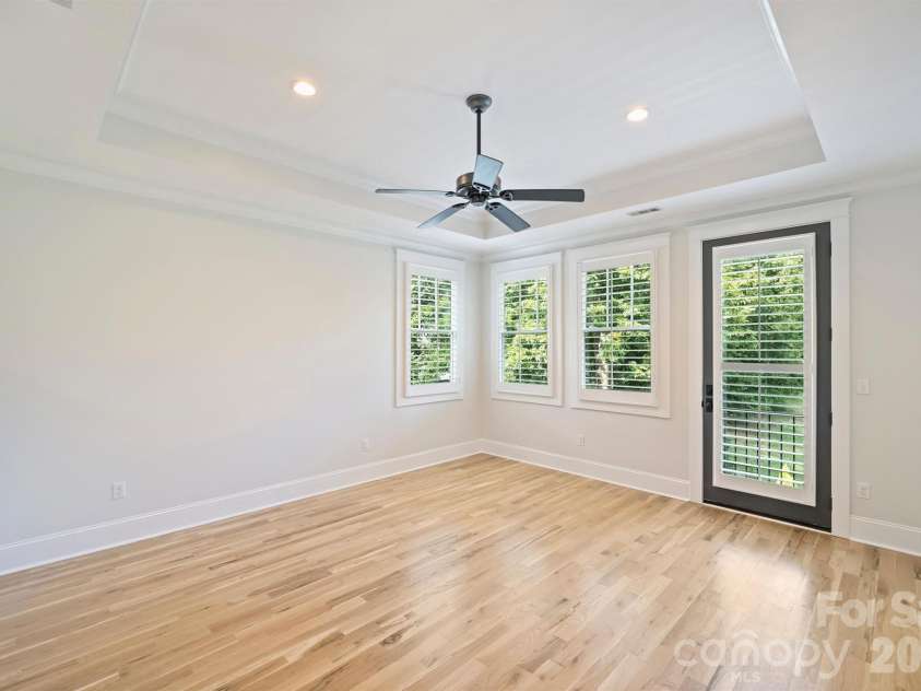 1111 Pierce Street, Charlotte, NC 28203.  MLS# CAR4430434, YatesRealty ID 4783. 