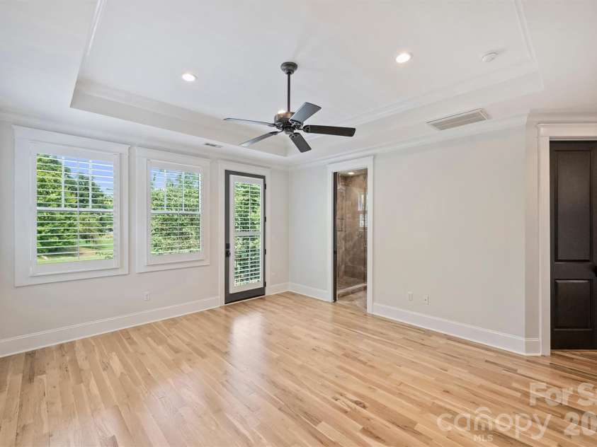 1111 Pierce Street, Charlotte, NC 28203.  MLS# CAR4430434, YatesRealty ID 4783. 