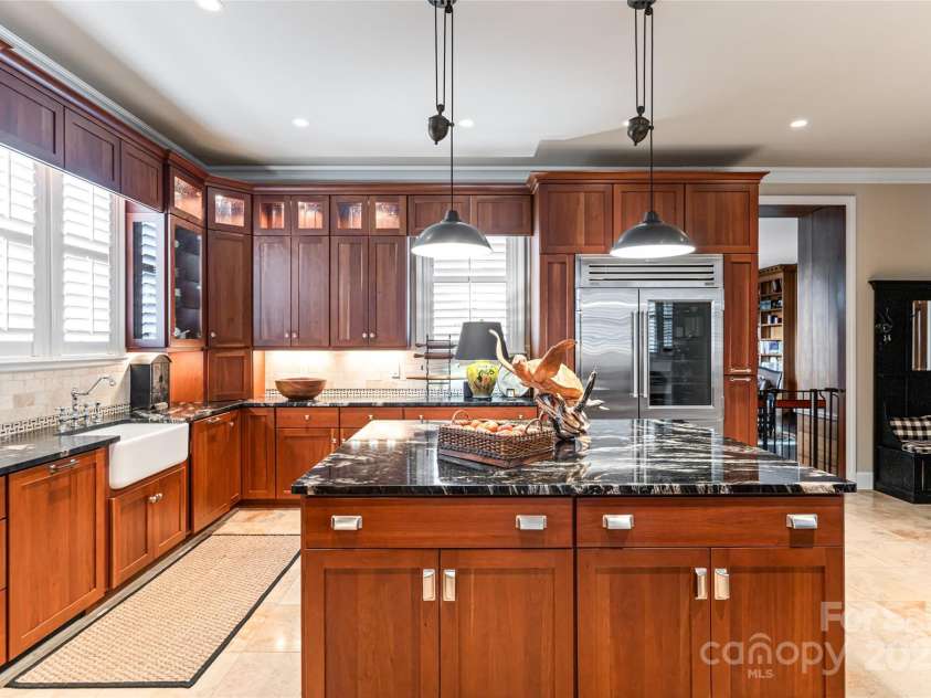 365 Sherwood Drive, Flat Rock, NC 28731.  MLS# CAR4235588, YatesRealty ID 4783. 