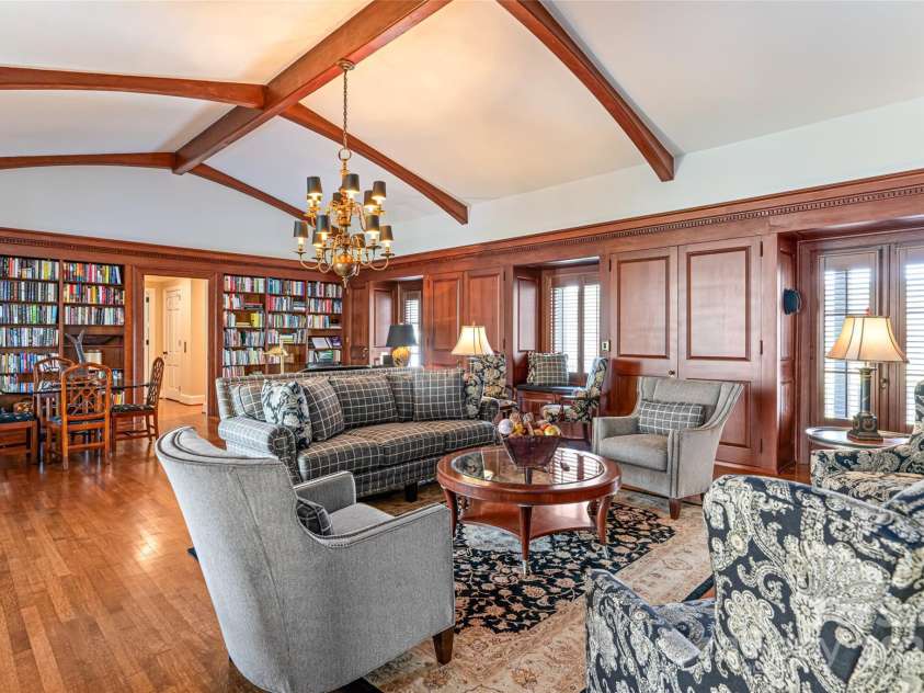 365 Sherwood Drive, Flat Rock, NC 28731.  MLS# CAR4235588, YatesRealty ID 4783. 