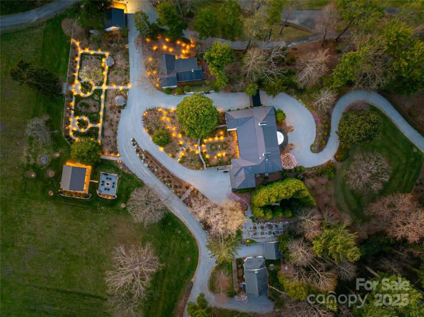 365 Sherwood Drive, Flat Rock, NC 28731.  MLS# CAR4235588, YatesRealty ID 4783. 