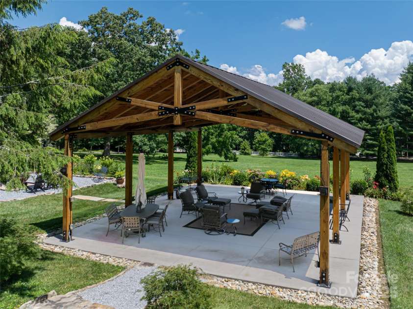 365 Sherwood Drive, Flat Rock, NC 28731.  MLS# CAR4235588, YatesRealty ID 4783. 