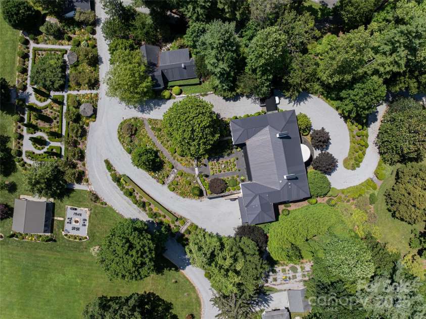 365 Sherwood Drive, Flat Rock, NC 28731.  MLS# CAR4235588, YatesRealty ID 4783. 