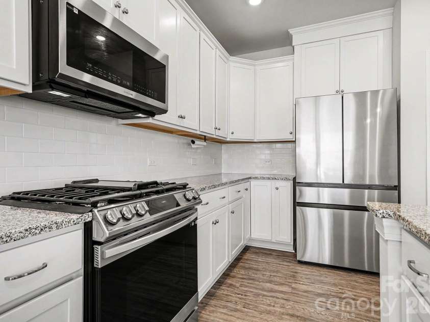 411 Hickory View Drive, Rock Hill, SC 29732.  MLS# CAR4336158, YatesRealty ID 4783. 