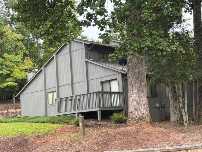 1301 Independence Trail, Morganton, NC 28655.  MLS# CAR4419184, YatesRealty ID 47832. 