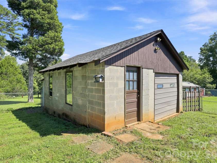 3803 Cook Road, Valdese, NC 28690.  MLS# CAR4416950, YatesRealty ID 47833. 