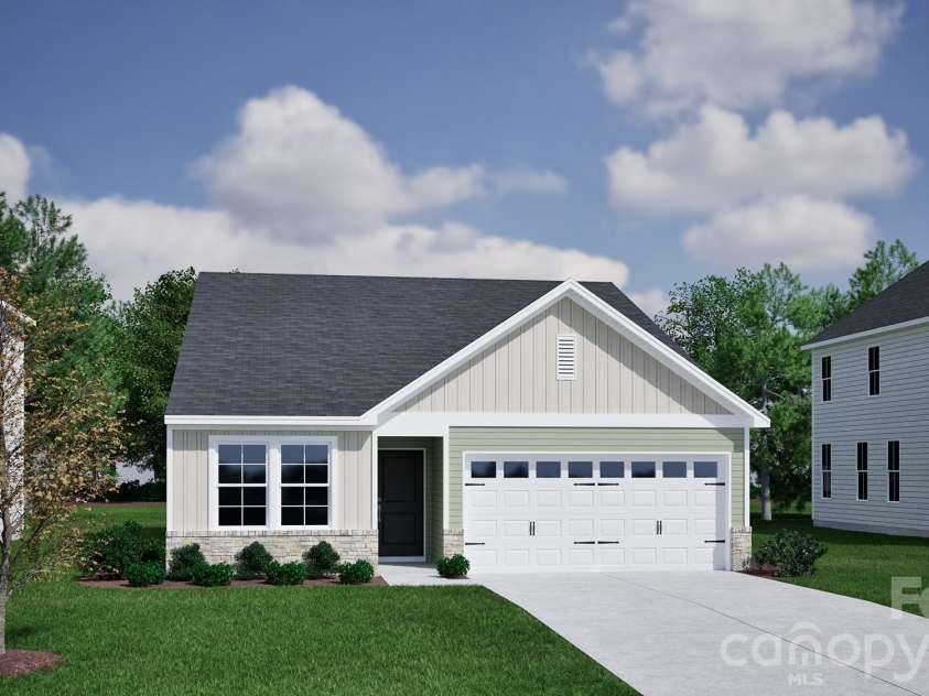 209 Rodeo Drive, Shelby, NC 28150.  MLS# CAR4419674, YatesRealty ID 47835. 