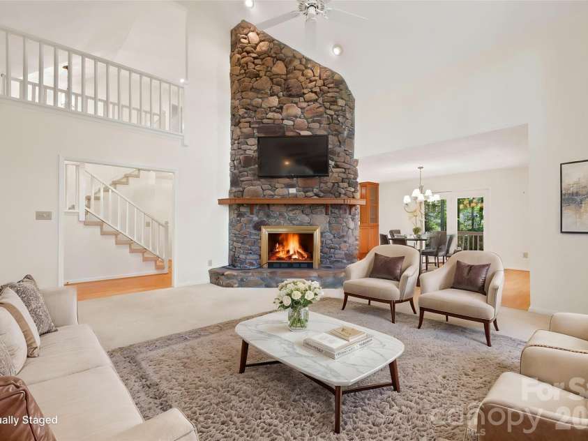 765 Oak Ridge Drive, Boone, NC 28607.  MLS# CAR4419667, YatesRealty ID 47836. 