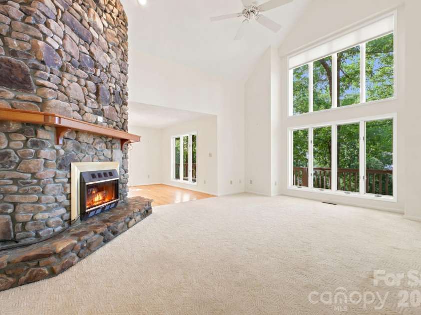 765 Oak Ridge Drive, Boone, NC 28607.  MLS# CAR4419667, YatesRealty ID 47836. 